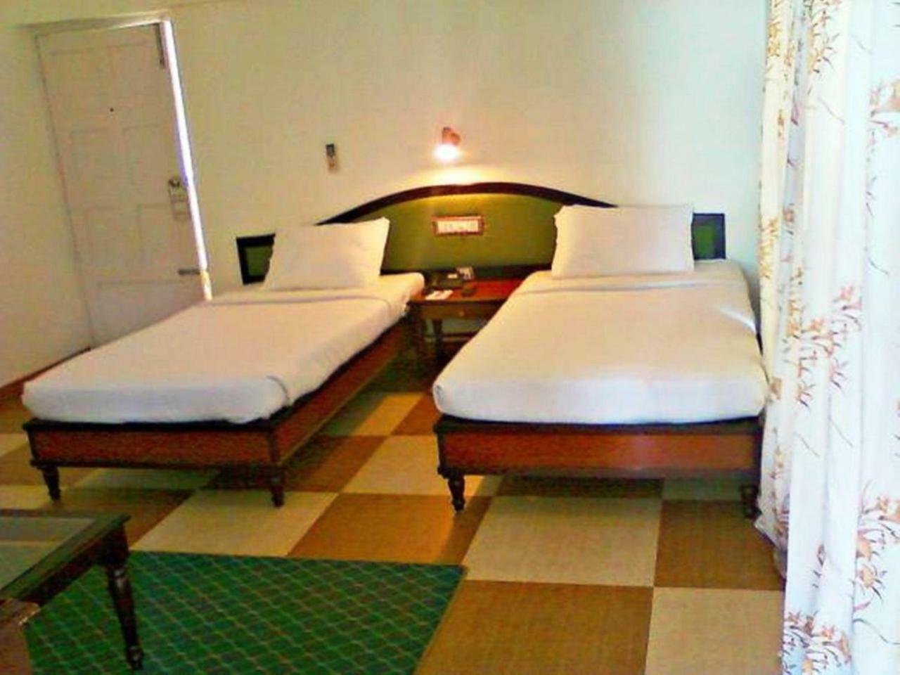 Kappad Beach Resort Chemancheri Exterior foto