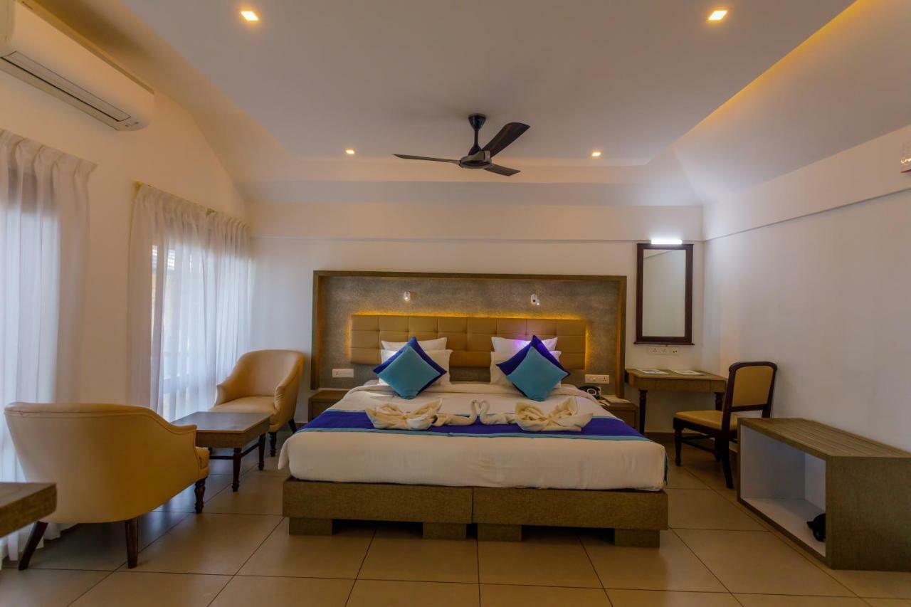 Kappad Beach Resort Chemancheri Exterior foto